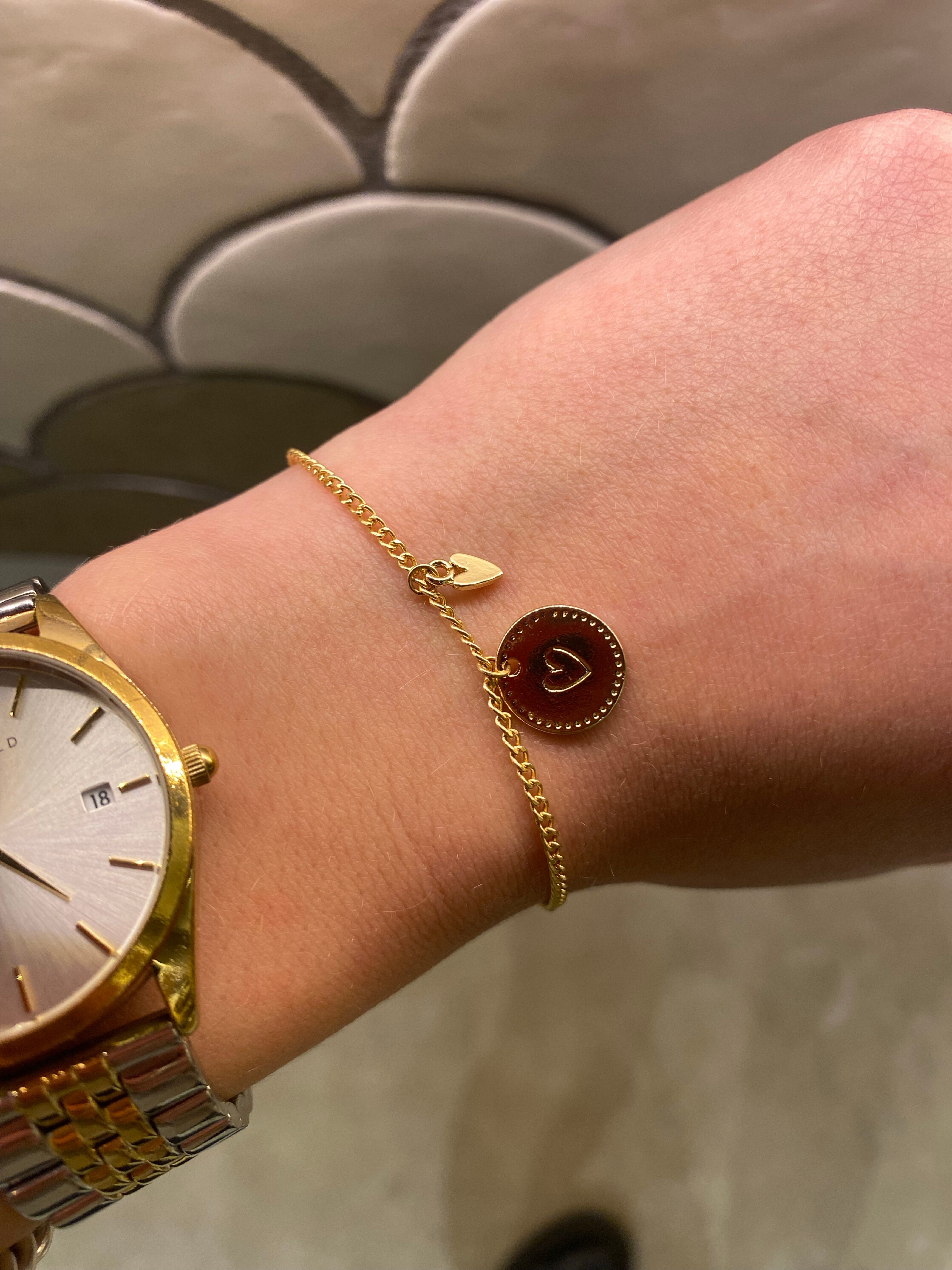 Teken Uitrusten Wereldbol Zusss Armbandje Met Gouden Hartje - Pluck Lifestyle - Conceptstore Nieuwe  Niedorp